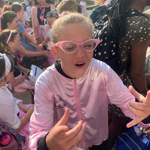 Meet your Posher, Grace